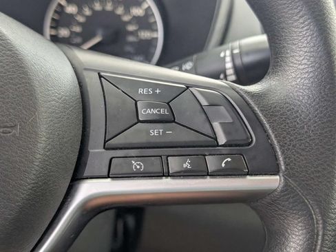 Used 2022 Nissan Altima 2.5 SV FWD image 25