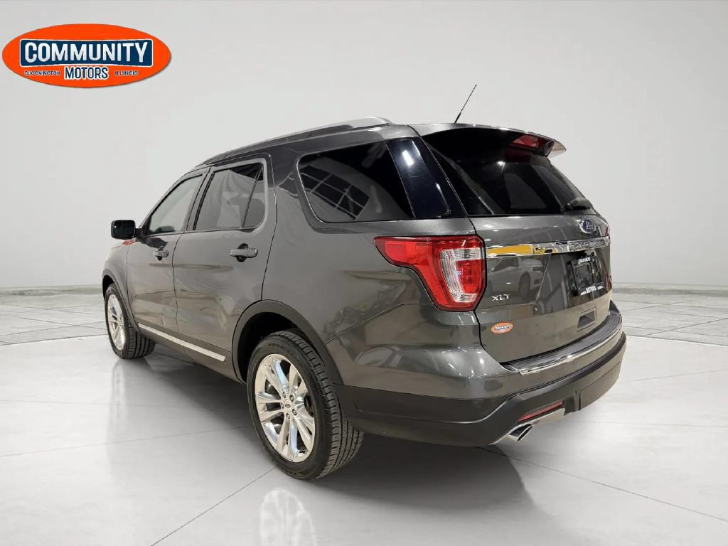 Used 2018 Ford Explorer XLT w/ Equipment Group 202A AWD/4WD image 5