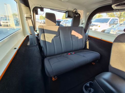 Used 2013 Jeep Wrangler Sport AWD/4WD image 29