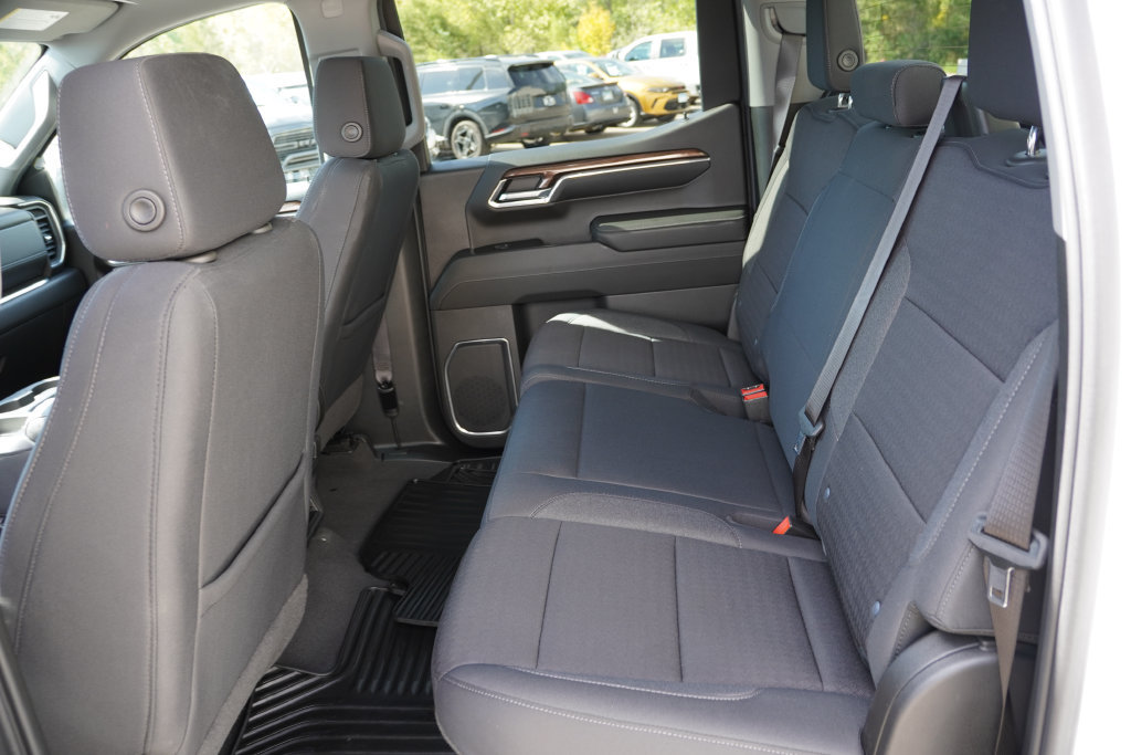 Certified 2023 Chevrolet Silverado 1500 LT AWD/4WD image 17