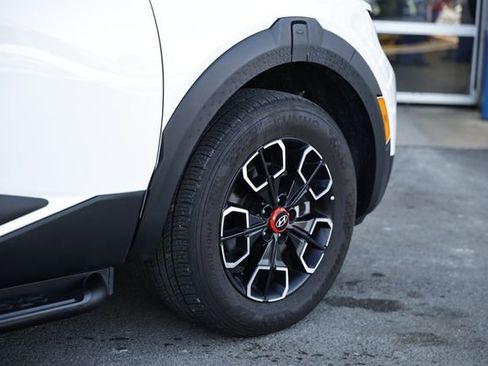 Certified 2024 Hyundai Santa Cruz XRT image 6