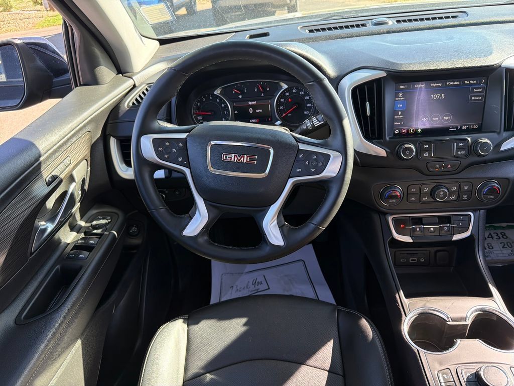 Used 2024 GMC Terrain SLT AWD/4WD image 16
