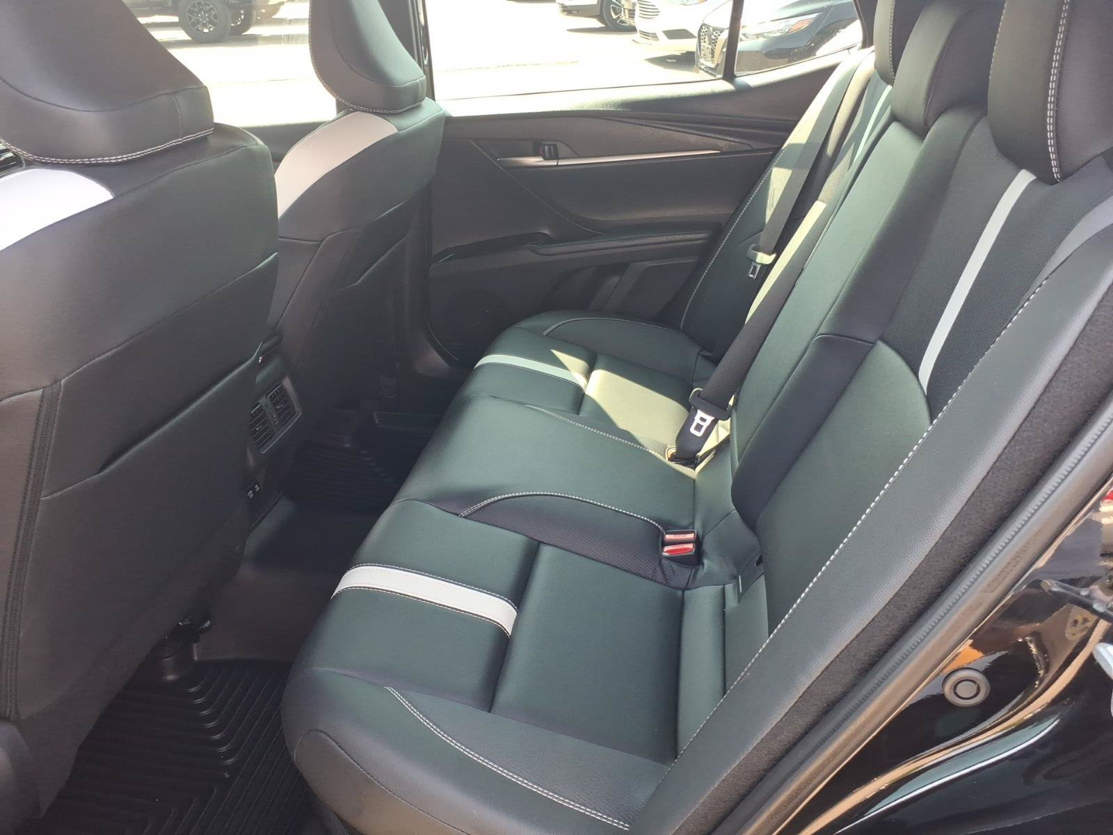 Used 2026 Toyota Camry Hybrid FWD image 10