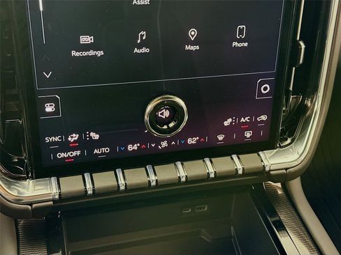 New 2026 GMC Yukon XL Elevation w/ LPO, Floor Liner Package AWD/4WD image 10