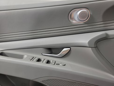 New 2025 Hyundai Elantra SEL w/ Cargo Package image 24