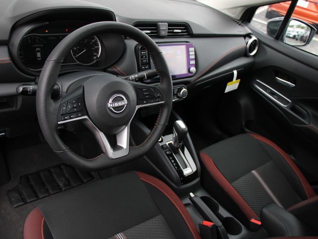 Certified 2025 Nissan Versa SR w/ Trunk Package FWD image 5
