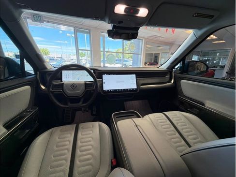Used 2023 Rivian R1S Launch Edition AWD/4WD image 16