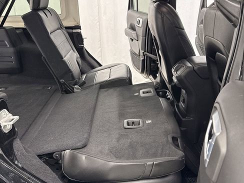 Used 2021 Jeep Wrangler Unlimited Sahara w/ Uconnect 4C Nav & Sound Group image 42