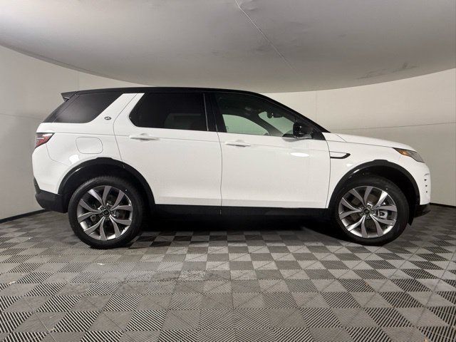 Used 2026 Land Rover Discovery Sport Landmark AWD/4WD image 9