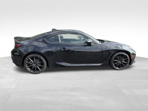 Used 2022 Toyota GR86 Premium w/ ALL Weather Mat Package (TMS) RWD image 12