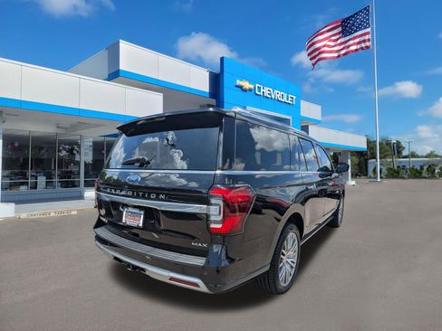 Used 2023 Ford Expedition Max Platinum AWD/4WD image 3