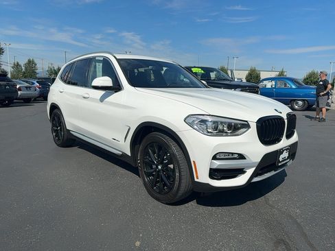 Used 2018 BMW X3 xDrive30i AWD/4WD image 3