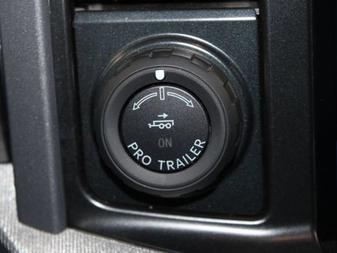 Used 2025 Ford F150 Lariat w/ Equipment Group 501A Mid AWD/4WD image 42