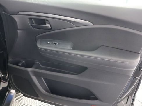 Used 2023 Honda Passport EX-L image 28