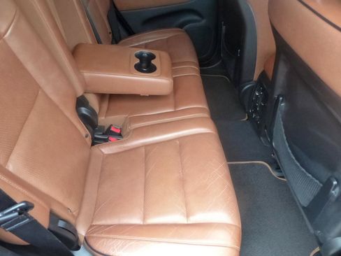 Used 2012 Jeep Grand Cherokee Overland Summit RWD image 15