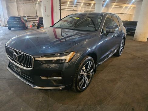 Certified 2023 Volvo XC60 B5 Plus AWD/4WD image 1
