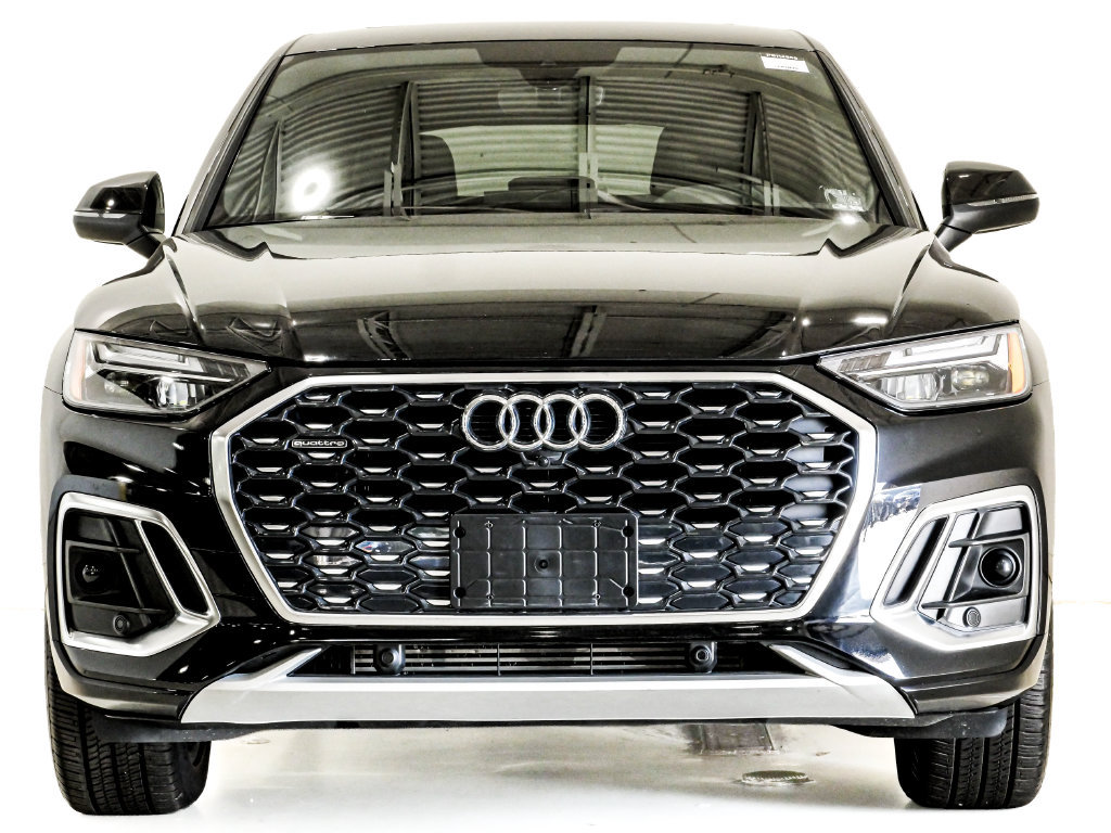 Used 2023 Audi Q5 2.0T Premium w/ Convenience Package AWD/4WD image 2