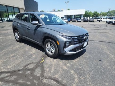 Certified 2026 Hyundai Tucson SE AWD/4WD image 1