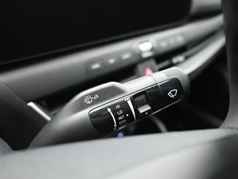 Used 2025 Kia K4 FWD image 22