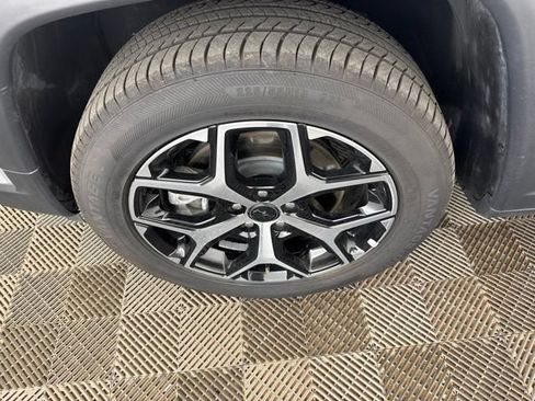 Used 2025 Jeep Compass Limited AWD/4WD image 31