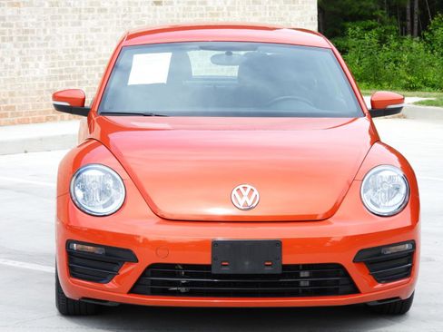Used 2019 Volkswagen Beetle 2.0T SE FWD image 23