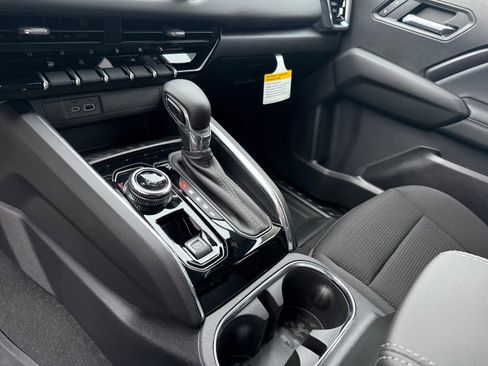 New 2026 GMC Canyon Elevation w/ Convenience Package image 13