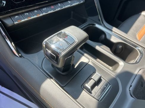 Used 2024 GMC Sierra 1500 AT4 w/ AT4 Premium Package image 26