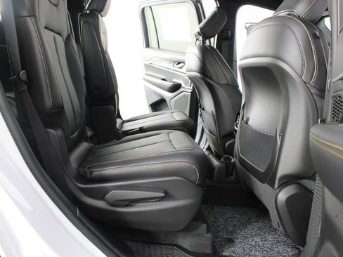 New 2026 Jeep Grand Cherokee L Limited AWD/4WD image 24