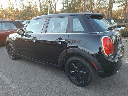 Used 2020 MINI Cooper 4-Door Hardtop image 6