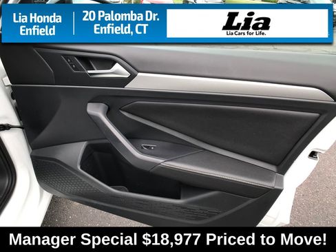 Used 2023 Volkswagen Jetta Sport image 27