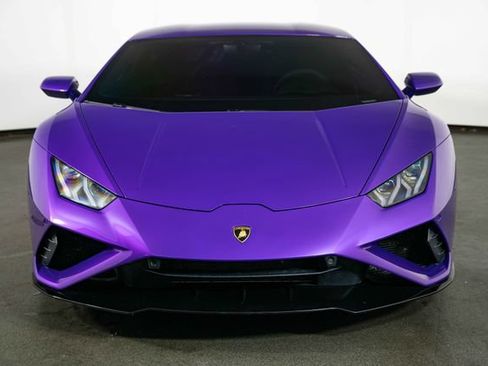 Used 2021 Lamborghini Huracan EVO RWD image 3