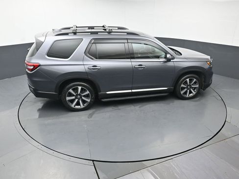 Certified 2023 Honda Pilot Touring image 46