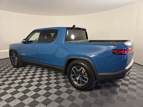 Used 2022 Rivian R1T Launch Edition image 3