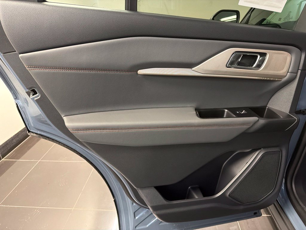 New 2027 Ford Explorer Active AWD/4WD image 32