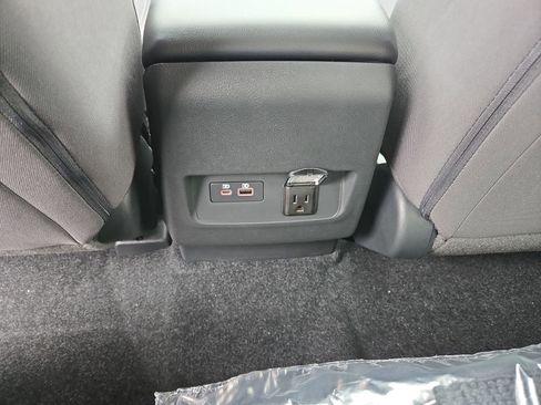 New 2026 Nissan Frontier SV w/ SV Convenience Package AWD/4WD image 17