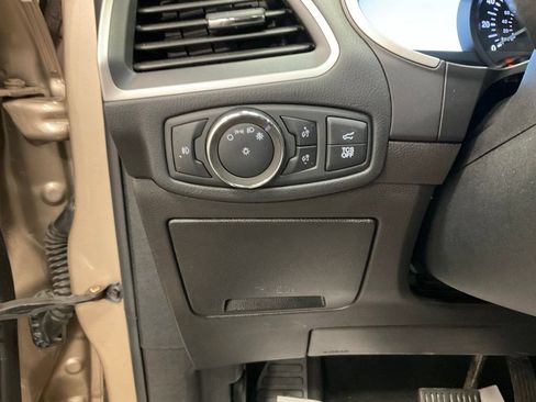 Used 2020 Ford Edge SEL w/ Convenience Package AWD/4WD image 14