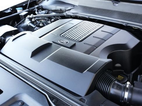 Used 2017 Land Rover Discovery HSE Luxury image 23