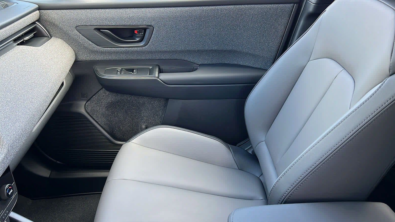 New 2026 Subaru Outback Premium AWD/4WD image 12