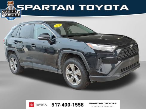 Used 2024 Toyota RAV4 XLE FWD image 5