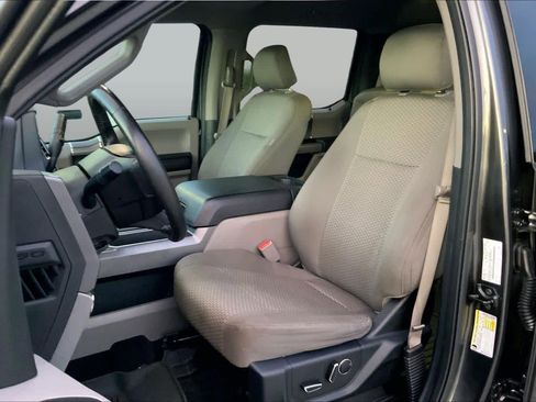 Used 2015 Ford F150 XLT w/ Equipment Group 302A Luxury AWD/4WD image 7