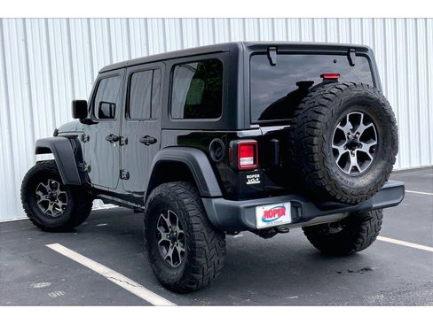 Used 2021 Jeep Wrangler Unlimited Sport AWD/4WD image 9