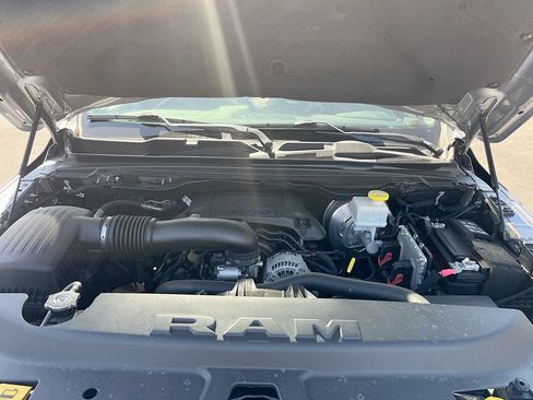Used 2022 RAM 1500 Laramie AWD/4WD image 29