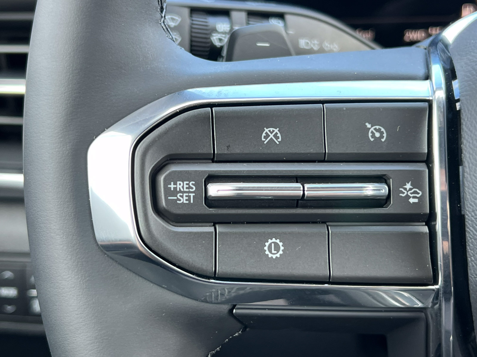New 2027 GMC Terrain Elevation AWD/4WD image 17