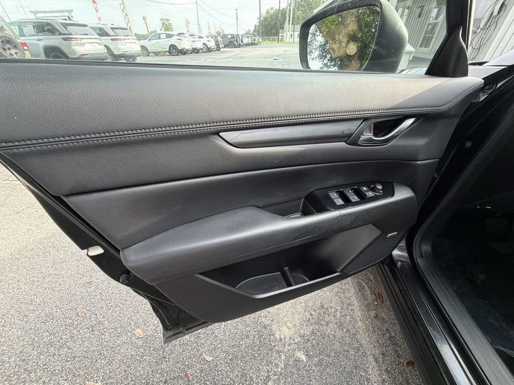 Used 2019 MAZDA CX-5 Touring FWD image 12