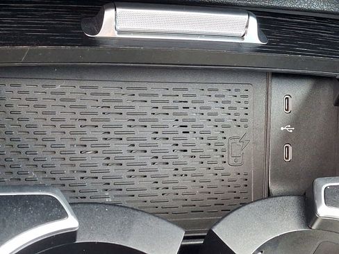 Certified 2025 Mercedes-Benz GLS 450 4MATIC image 27