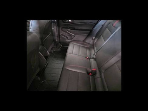 Used 2025 Chevrolet Trax RS w/ Driver Confidence Package FWD image 17