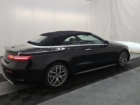Used 2023 Mercedes-Benz E 450 4MATIC Cabriolet image 4