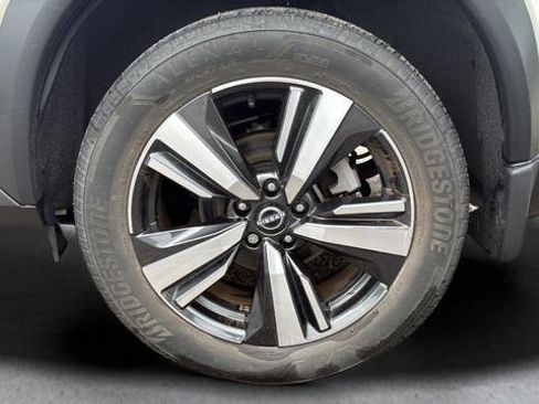 Used 2023 Nissan Rogue SL w/ SL Premium Package AWD/4WD image 26