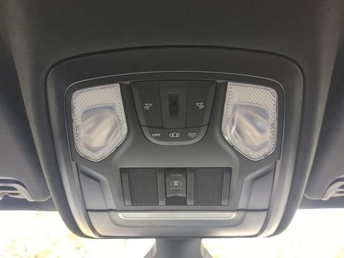 Used 2022 RAM 1500 Big Horn RWD image 22