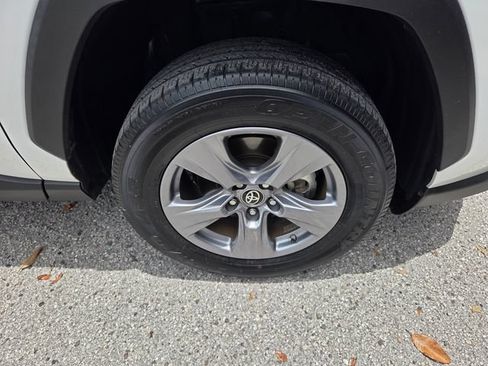 Used 2024 Toyota RAV4 LE AWD/4WD image 18